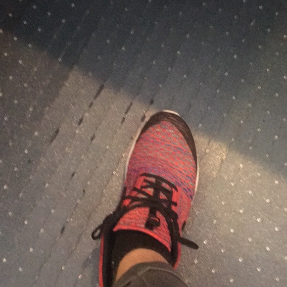 Nike fly knit - Picture 2 of 2